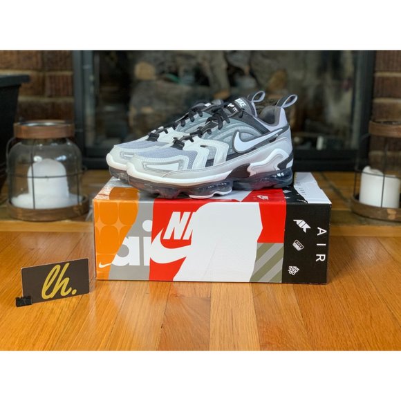 Size 6 Nike Air Vapormax Evo Wolf Grey Running Shoes CT2868-002 - Picture 5 of 5